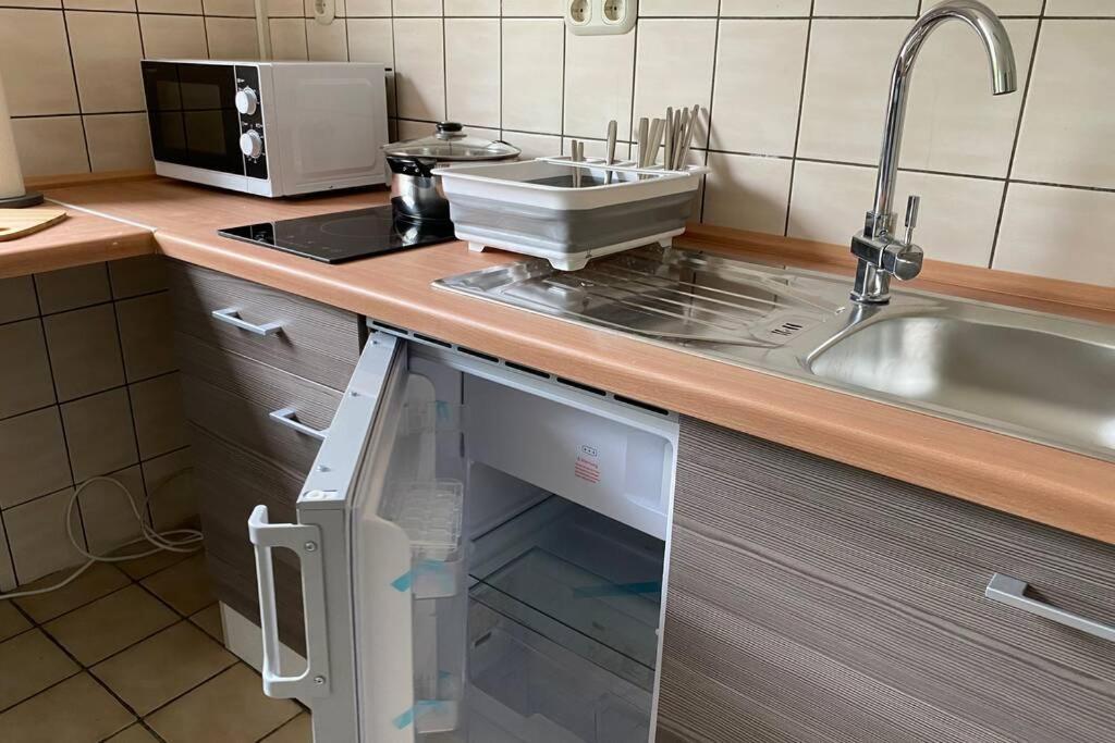 Gemuetliche Wohnung Zwischen Gruen Und Duisburg Hbf المظهر الخارجي الصورة